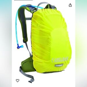 NWT CamelBak Hydration Pack Reflective Rain Cover, Yellow, Small/Medium